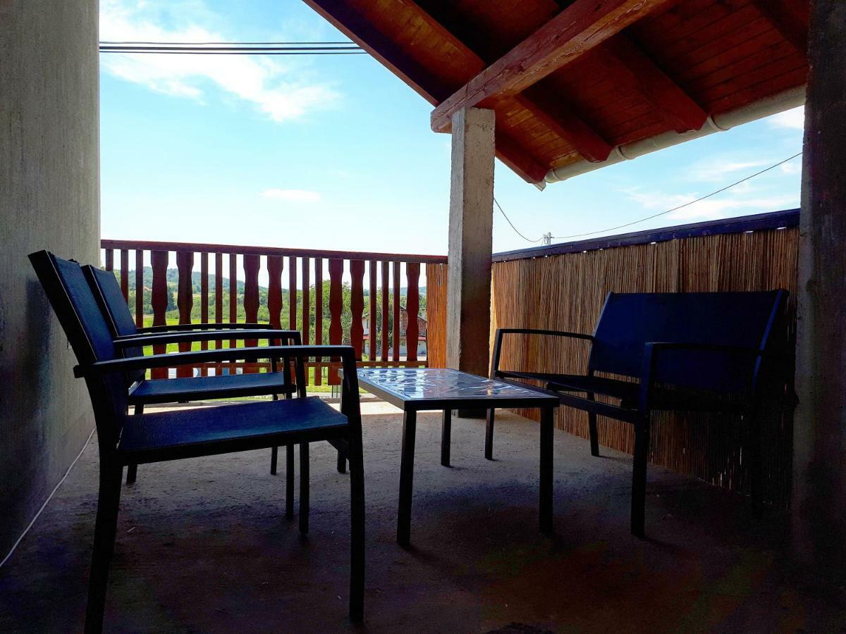 Apartman Lena Tusilovic Εξωτερικό φωτογραφία